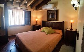 B&B The Lost Village El Acebuchal